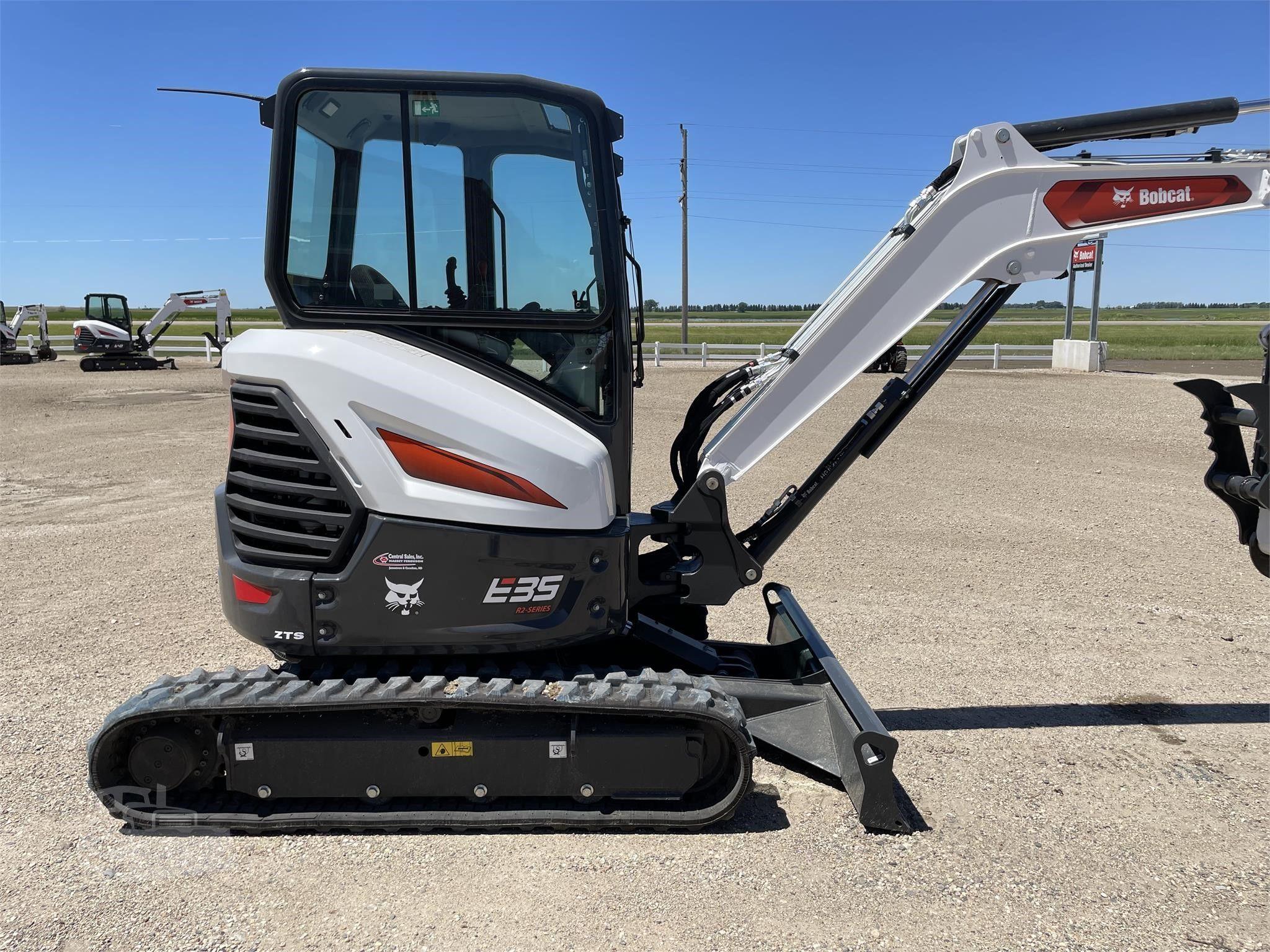 2023 BOBCAT E35R2 image 7