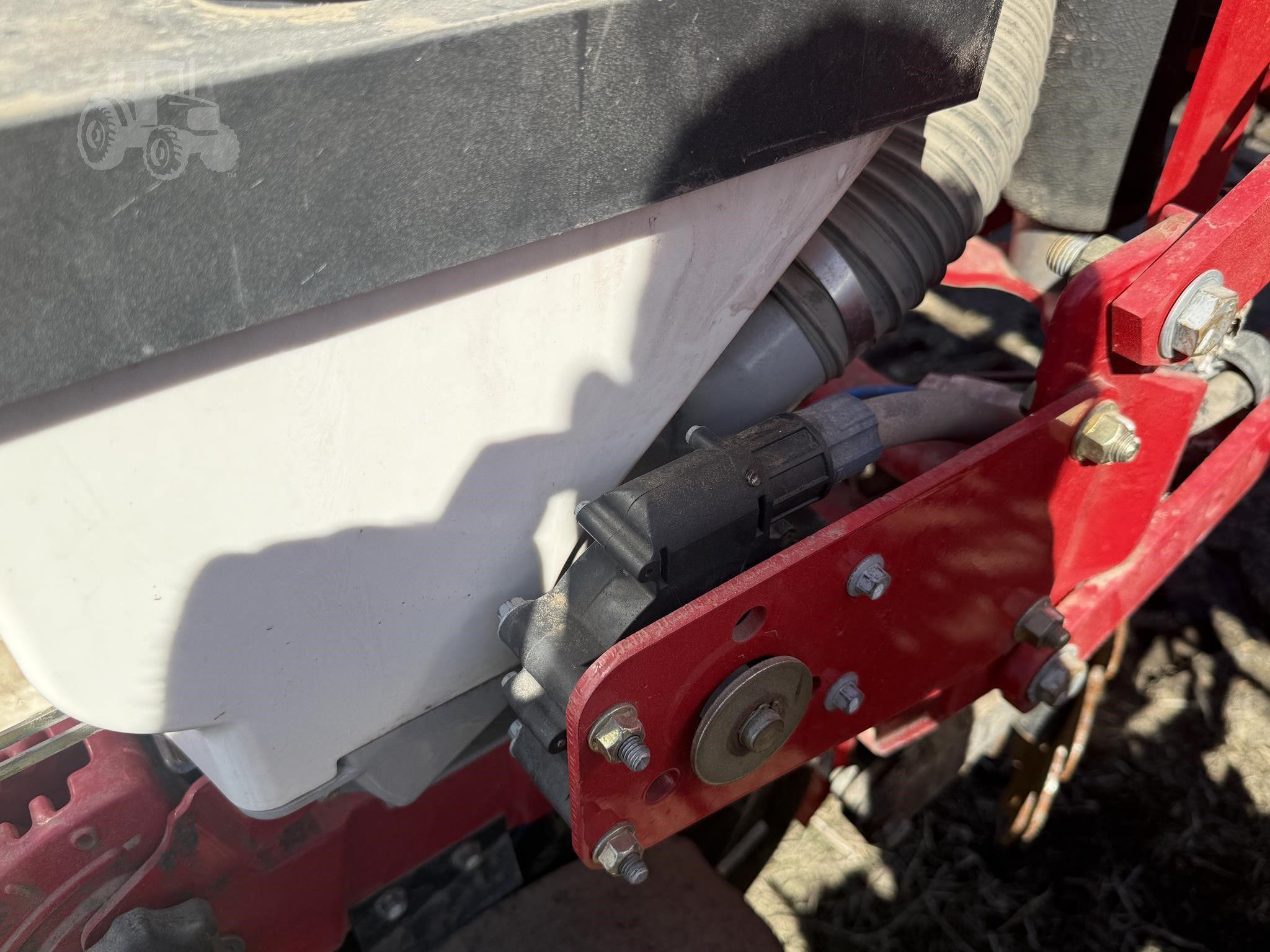 2014 MASSEY FERGUSON 9824 image 16