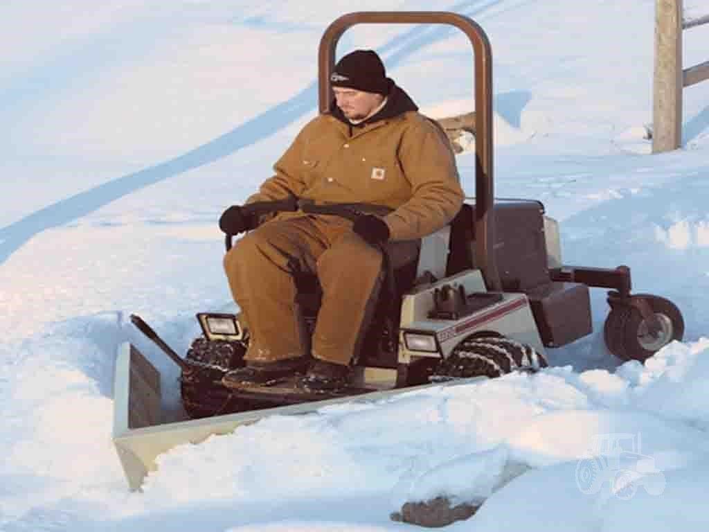 2026 GRASSHOPPER V-PLOW