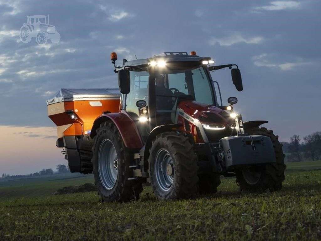 2026 MASSEY FERGUSON 5S.145 image 5