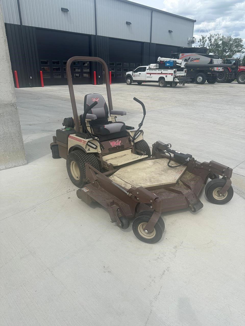 2024 GRASSHOPPER 725D