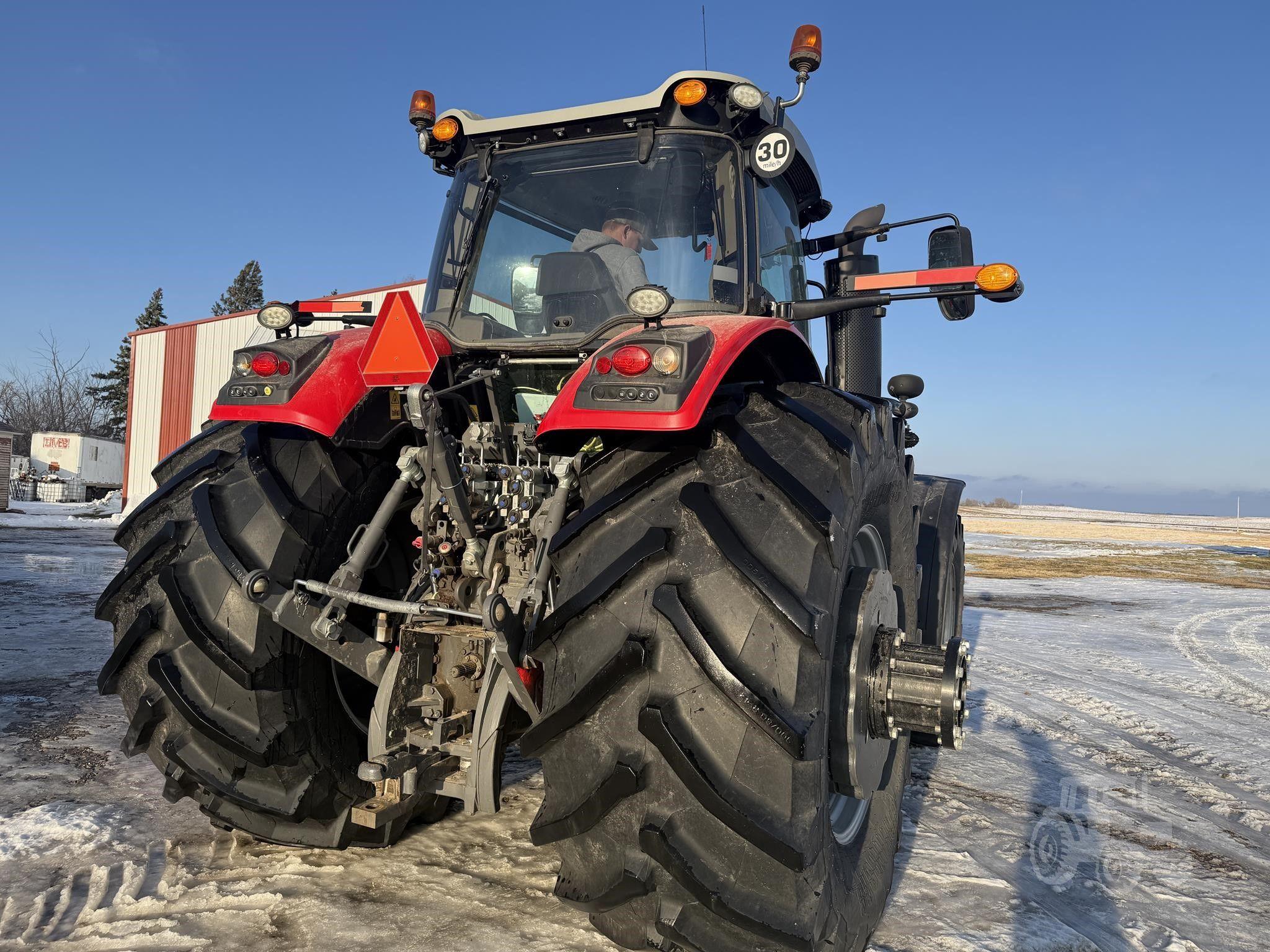2022 MASSEY FERGUSON 8740S image 10