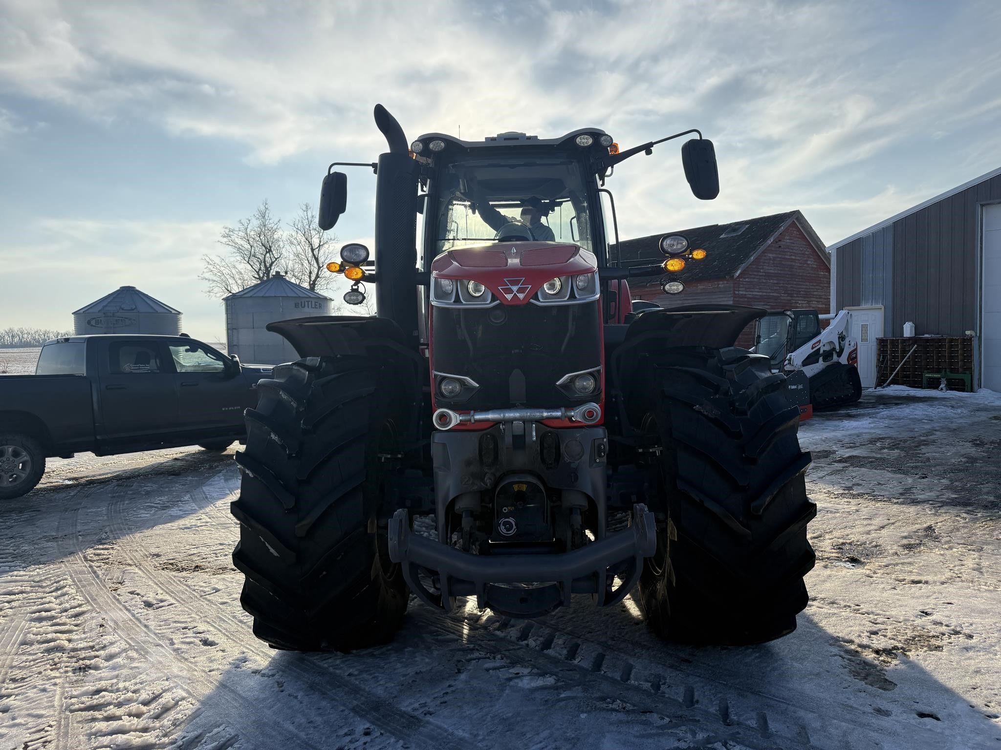2022 MASSEY FERGUSON 8740S image 7