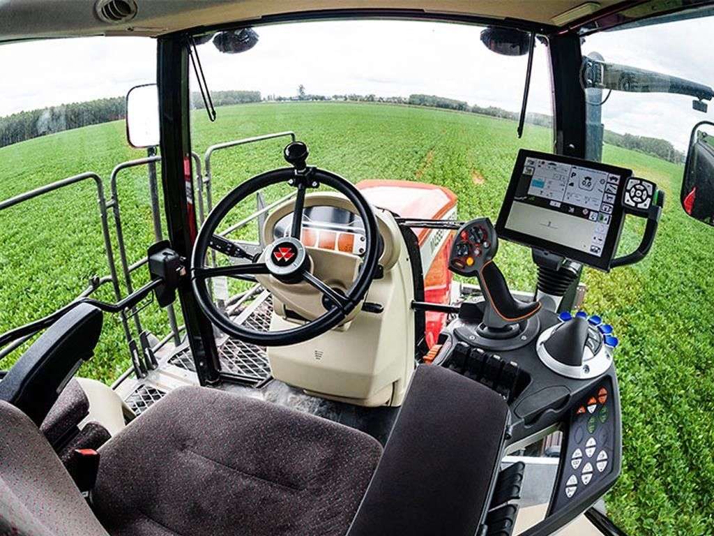 2026 MASSEY FERGUSON 525R image 10