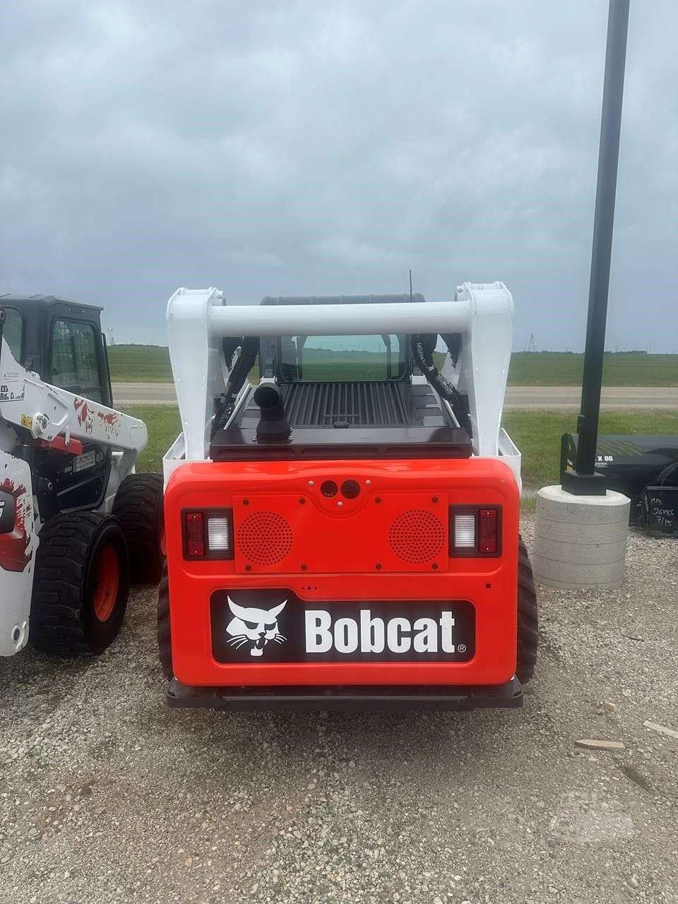 2025 BOBCAT S770 image 4