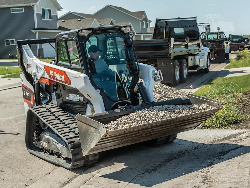 2026 BOBCAT T76 image 9