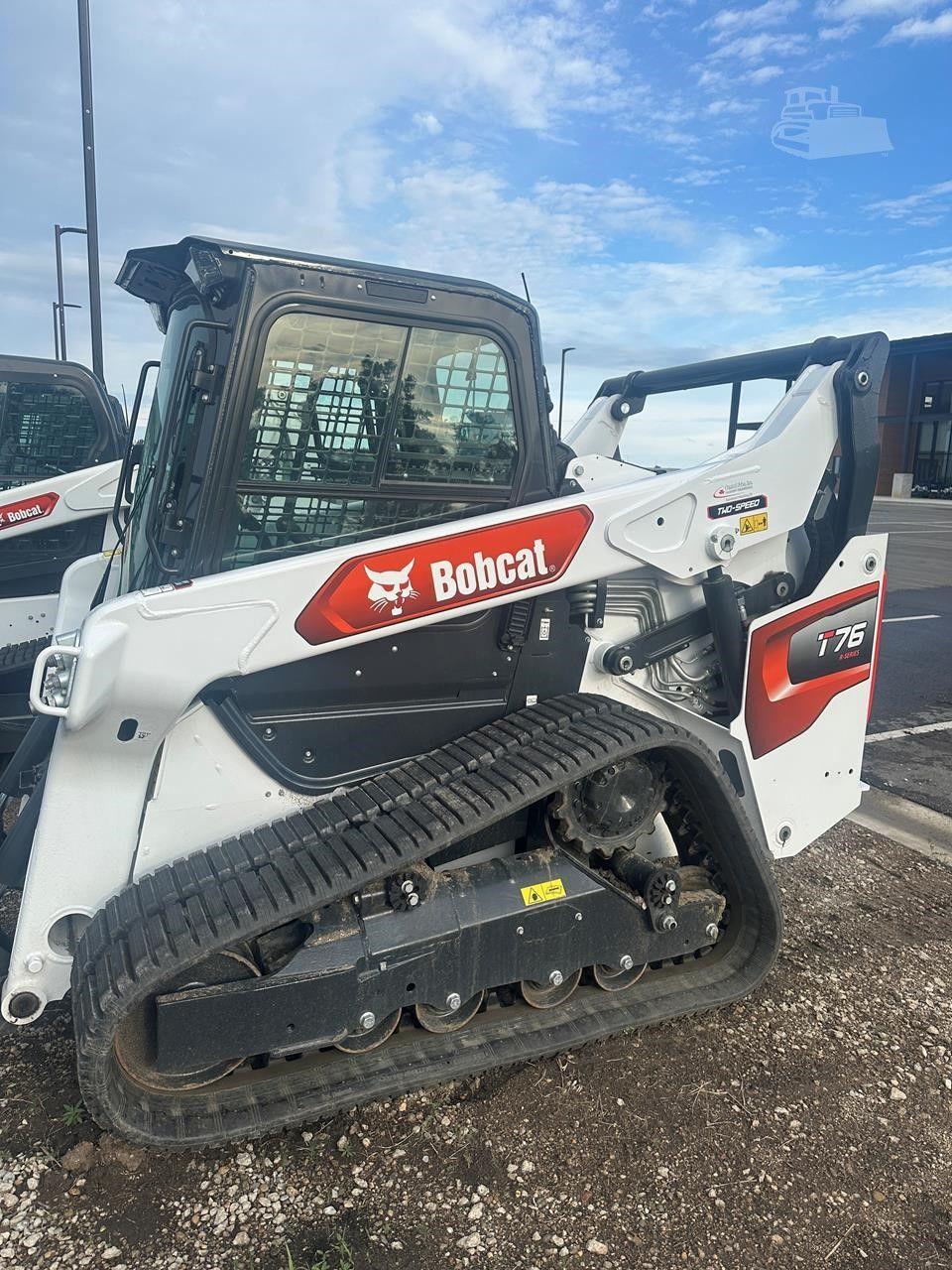 2025 BOBCAT T76 image 2