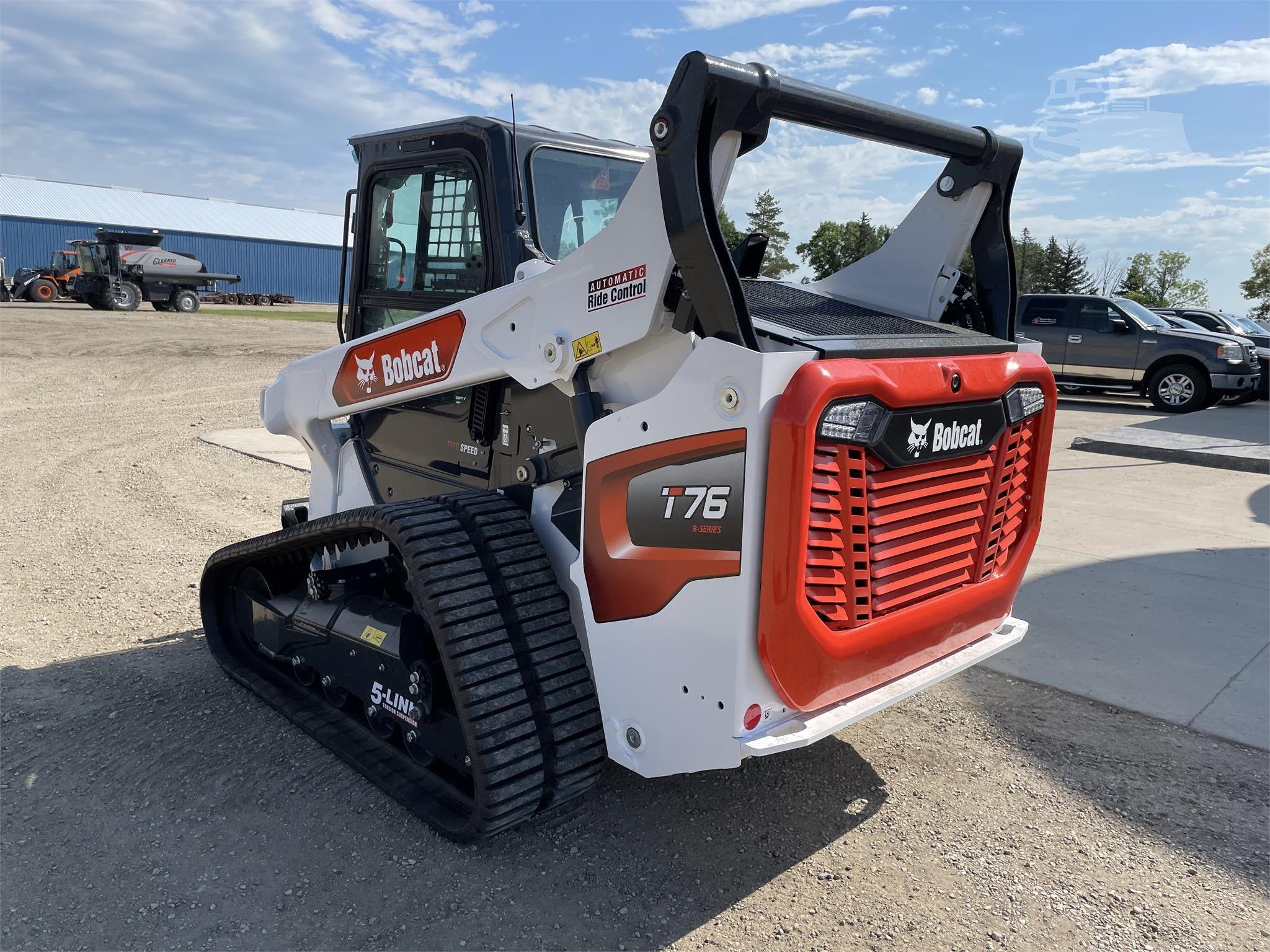 2024 BOBCAT T76 image 4