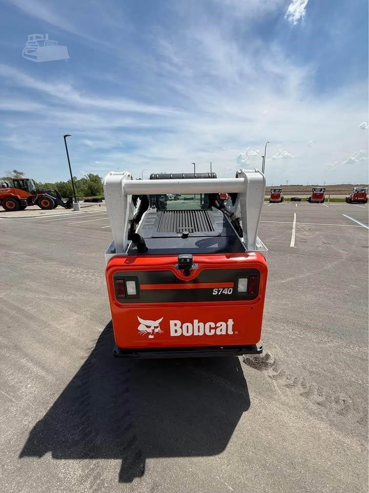 2020 BOBCAT S740 image 4