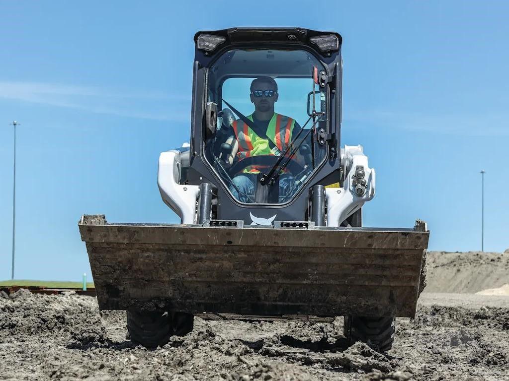 2026 BOBCAT T66 image 6