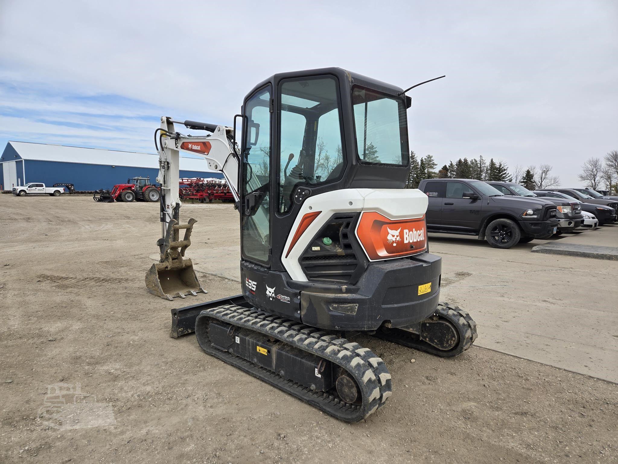 2022 BOBCAT E35R2 image 5