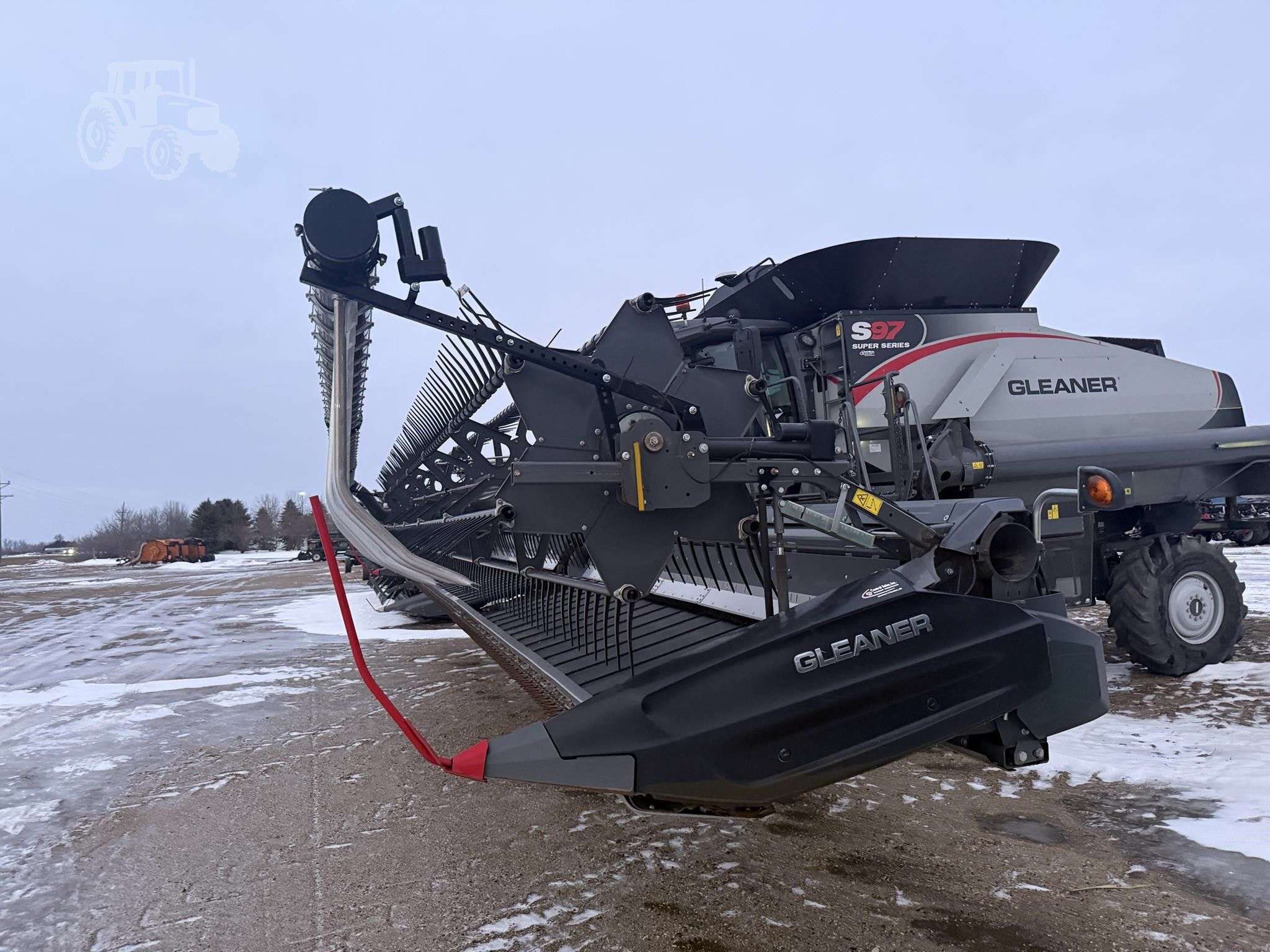 2022 GLEANER 9340 image 4