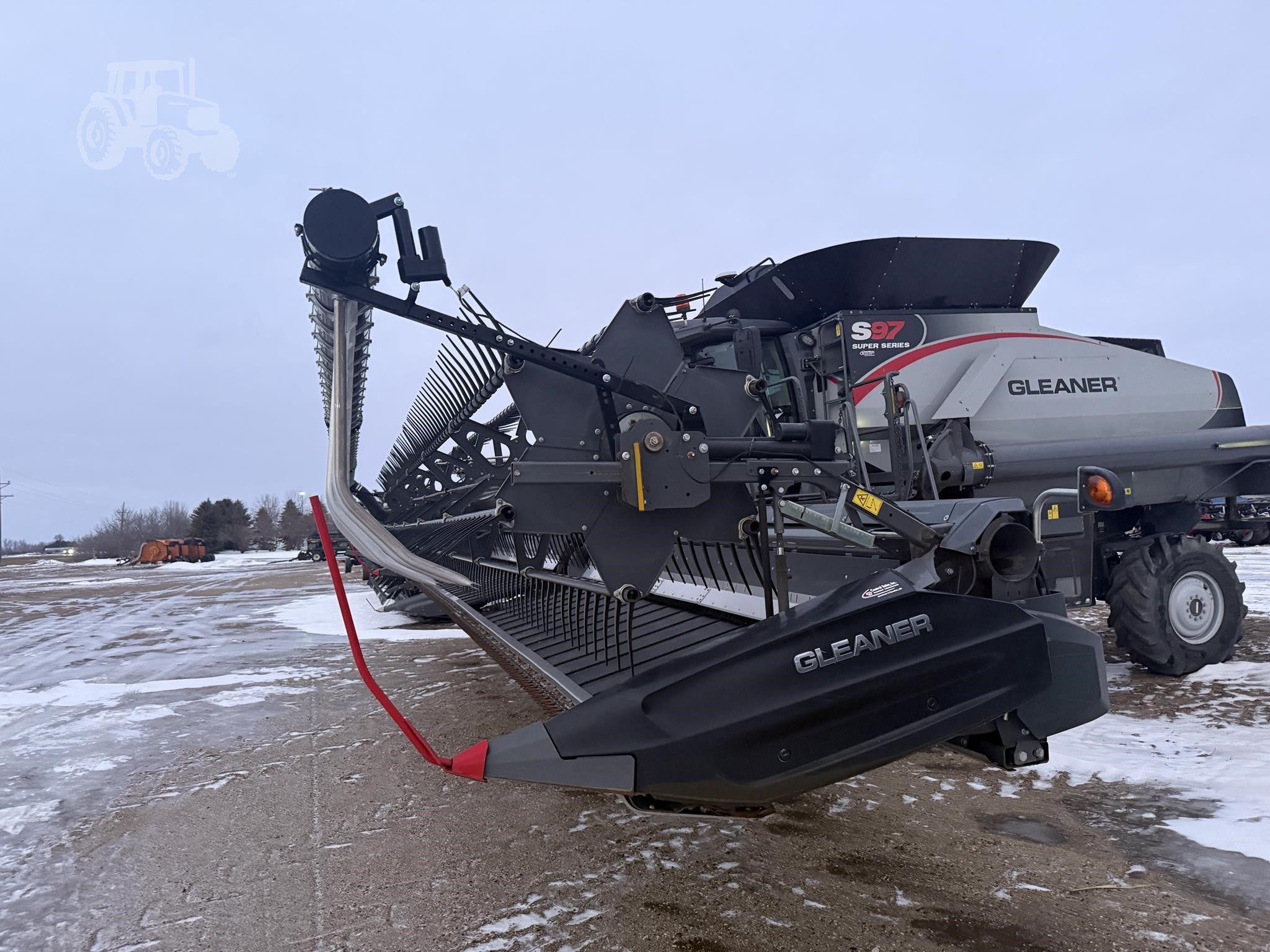 2022 GLEANER 9340 image 4