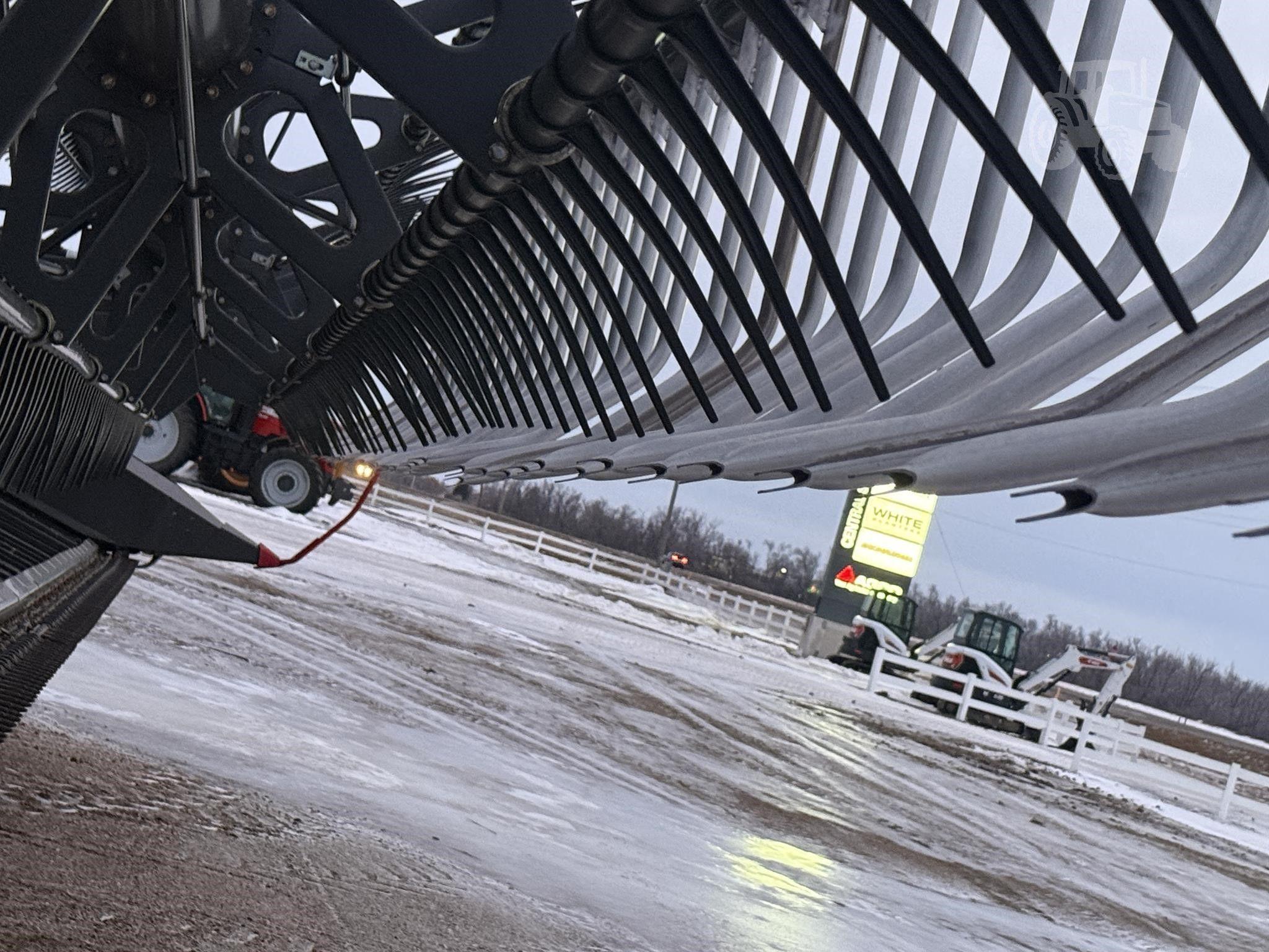 2022 GLEANER 9340 image 9