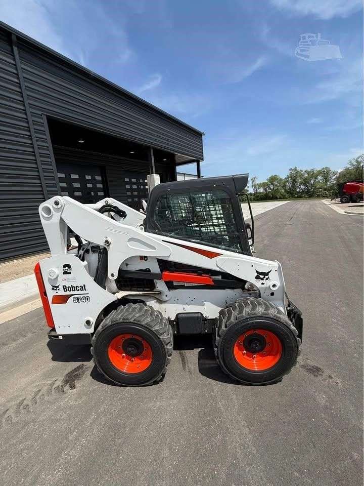 2020 BOBCAT S740 image 2