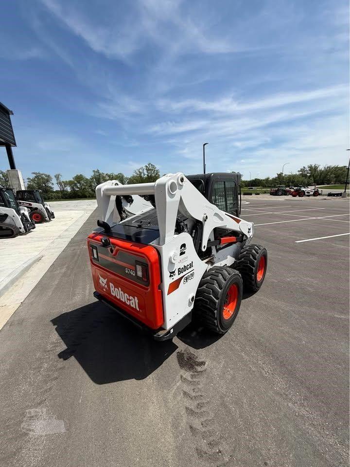 2020 BOBCAT S740 image 3