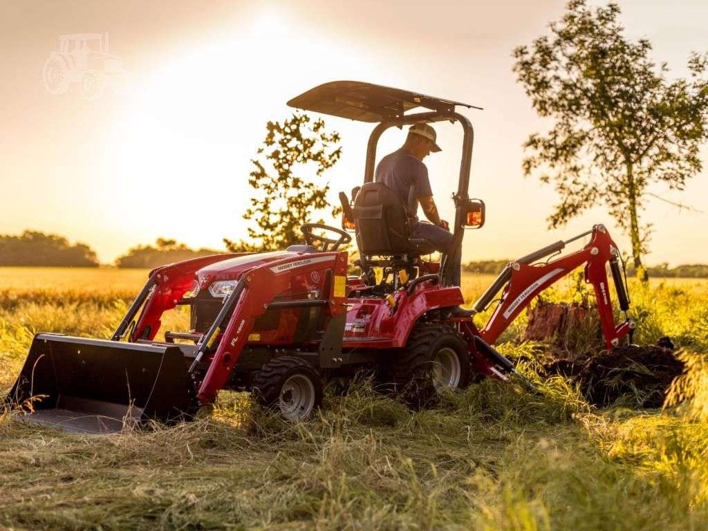 2026 MASSEY FERGUSON GC1723EB image 2