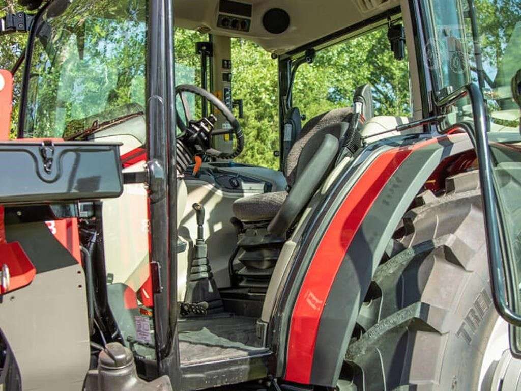 2026 MASSEY FERGUSON 6712 image 6