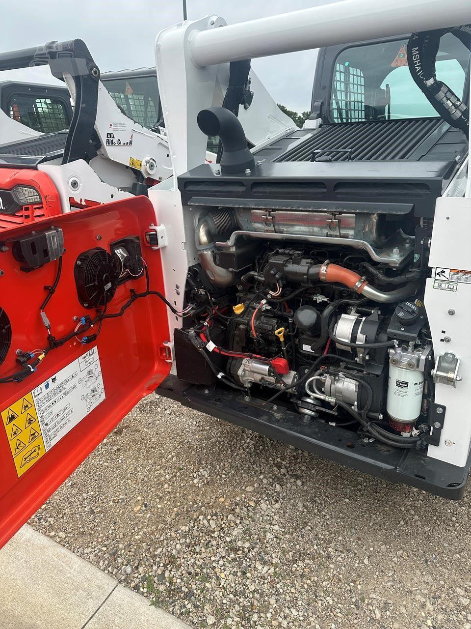 2025 BOBCAT S770 image 6