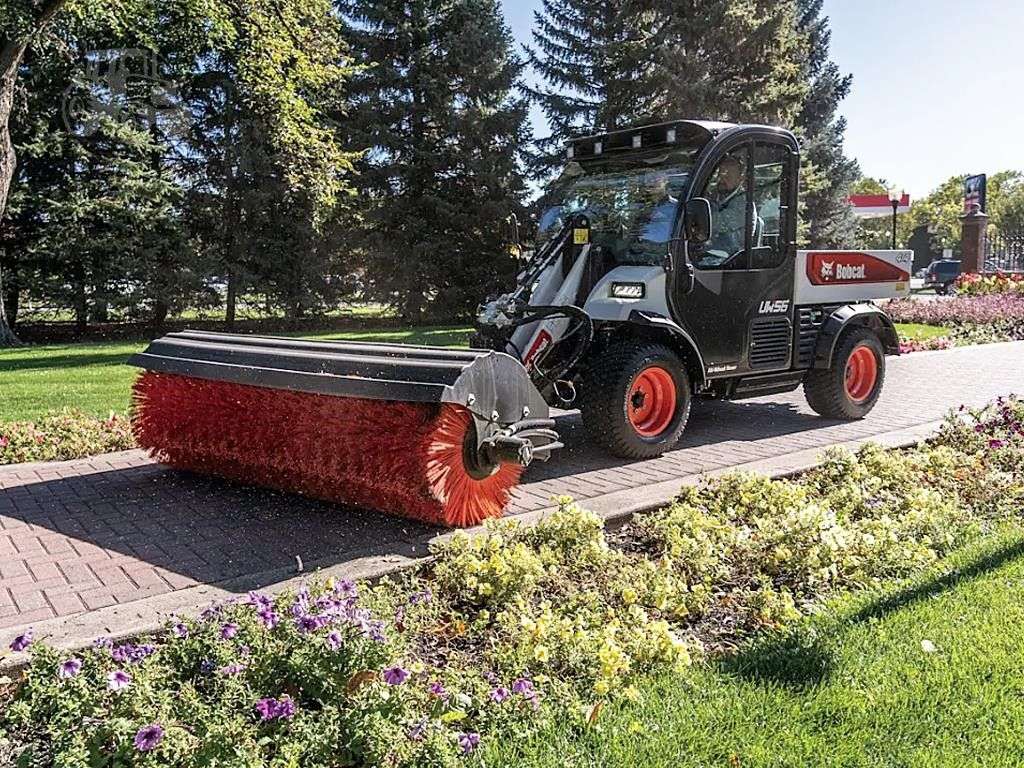 2026 BOBCAT TOOLCAT UW56 image 6
