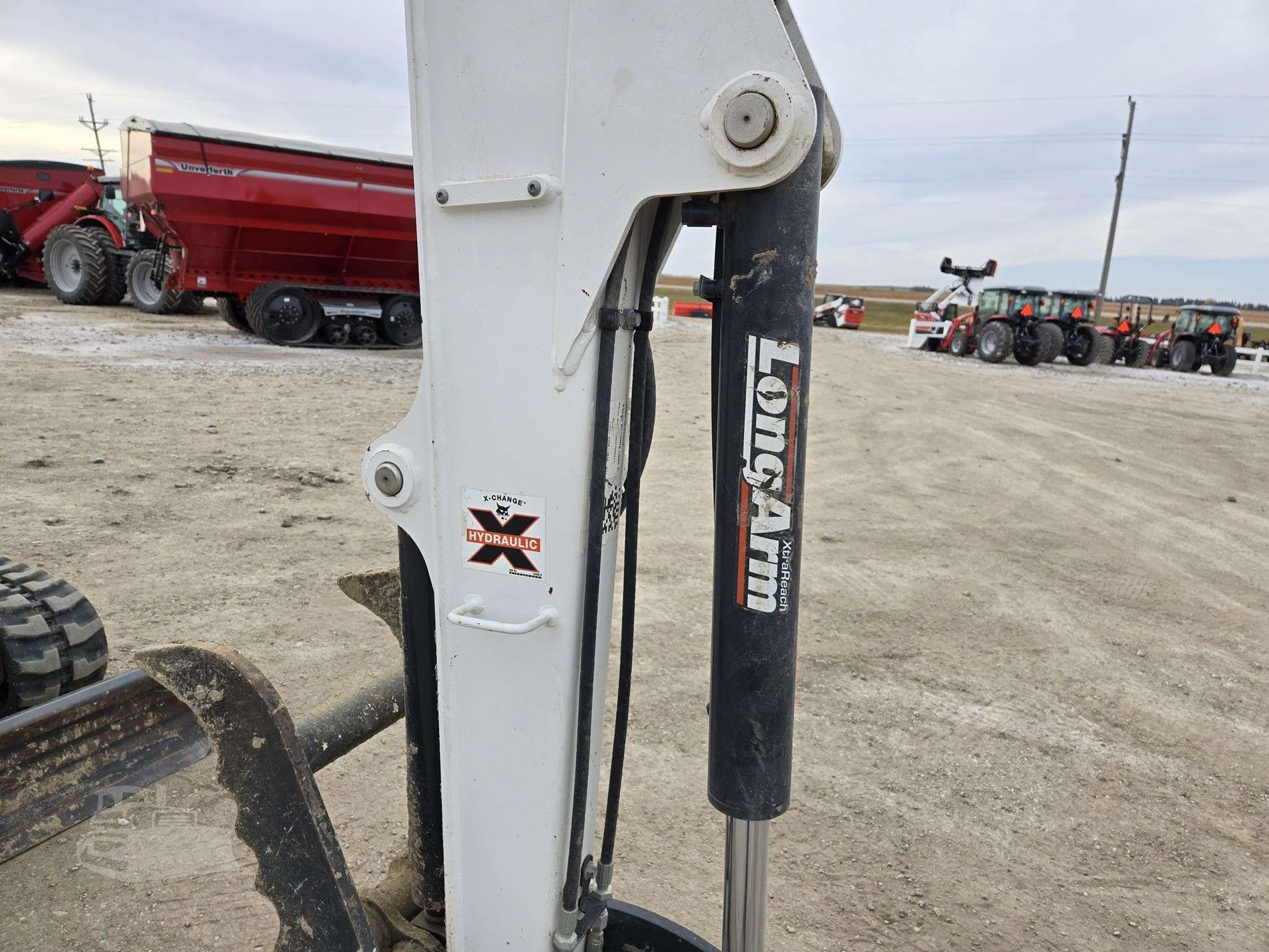 2022 BOBCAT E35R2 image 7