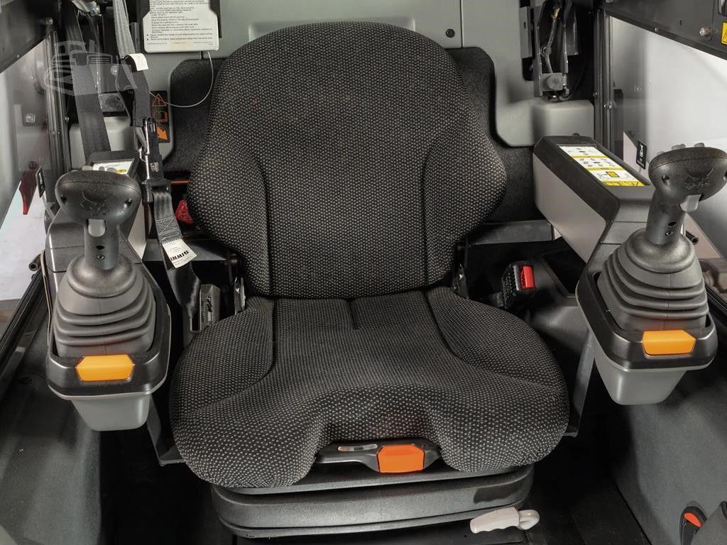 2026 BOBCAT T76 image 6