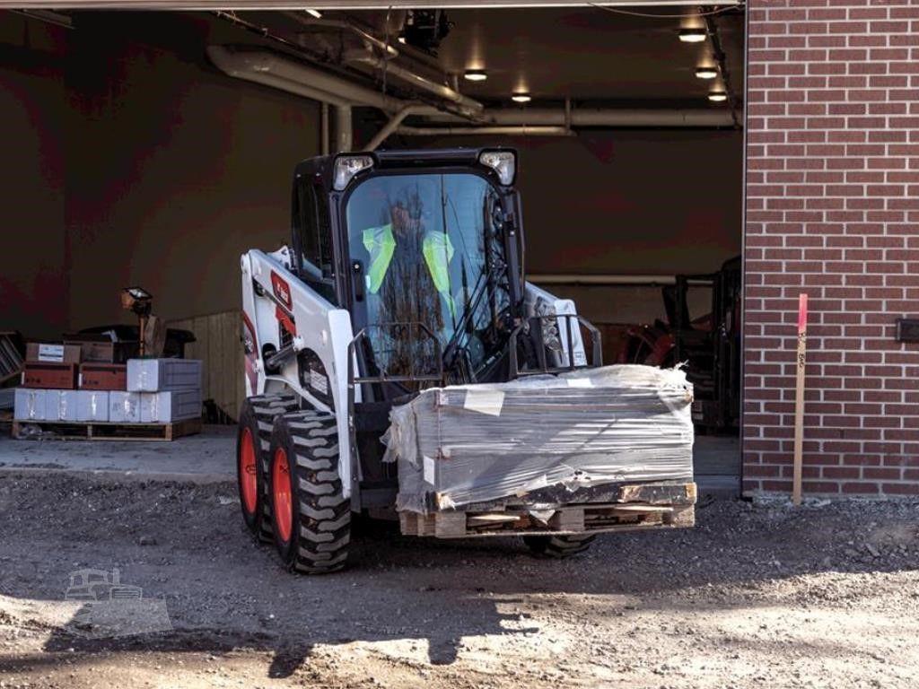 2026 BOBCAT S450 image 4
