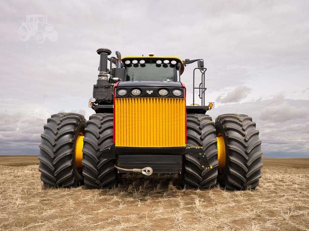 2025 VERSATILE 580 image 4