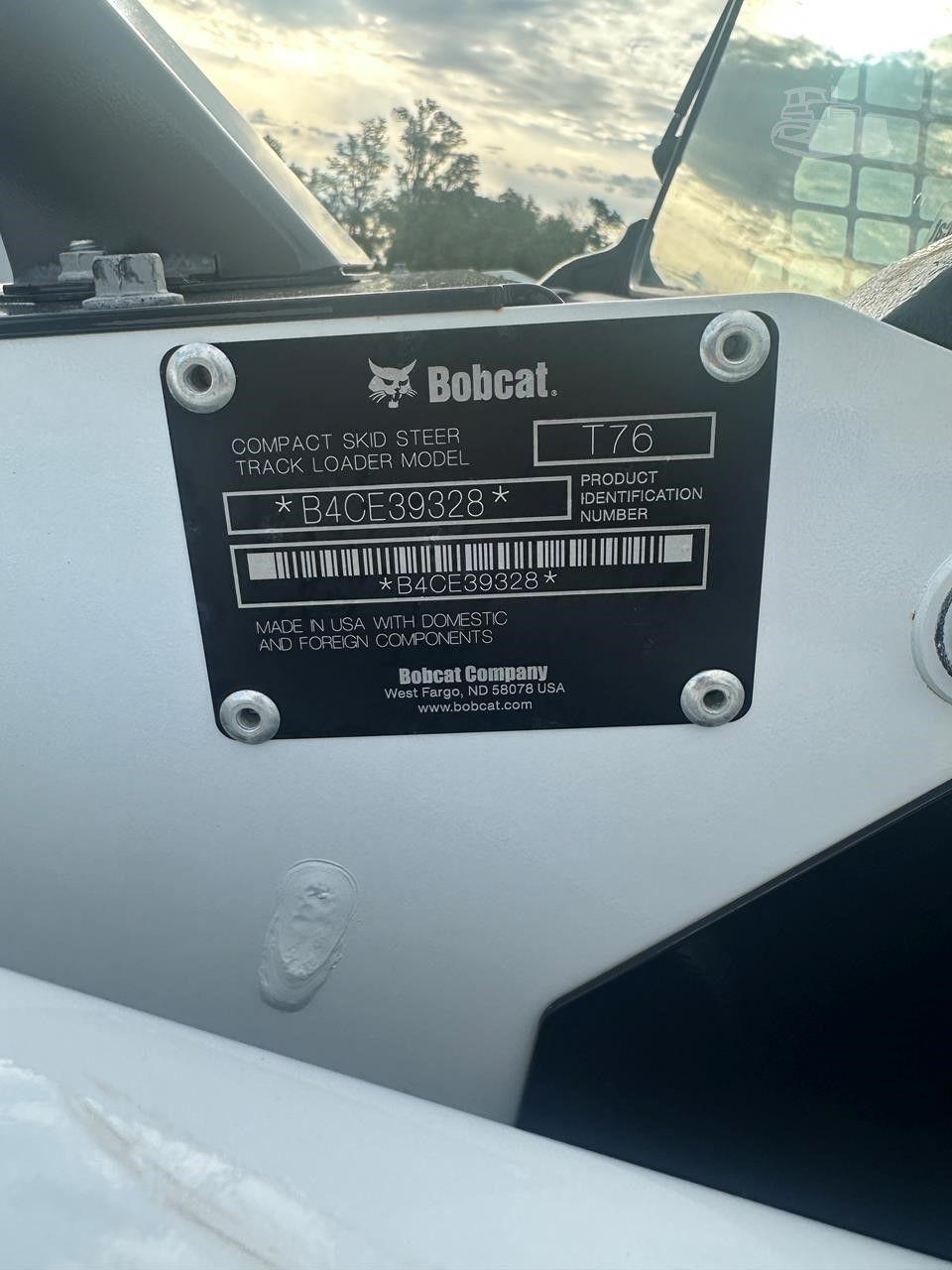 2025 BOBCAT T76 image 11