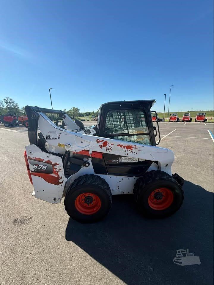 2022 BOBCAT S76 image 4