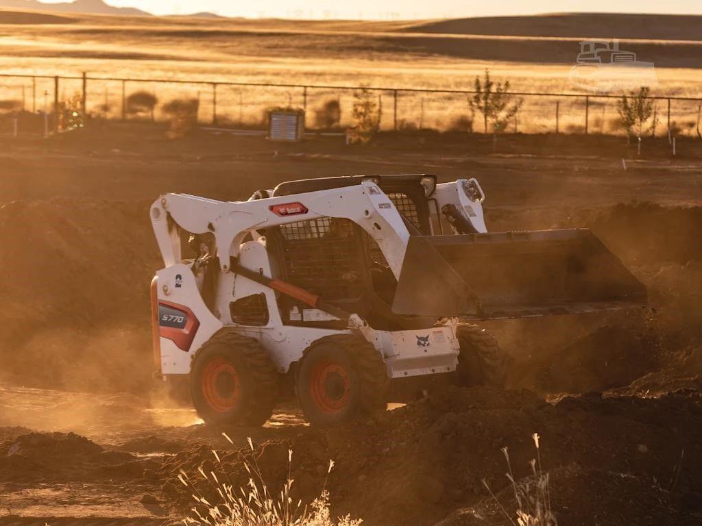 2026 BOBCAT S770 image 7