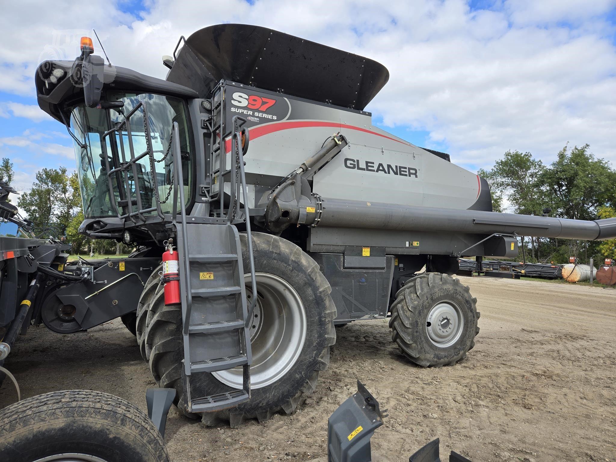 S9 Super Series Combine
