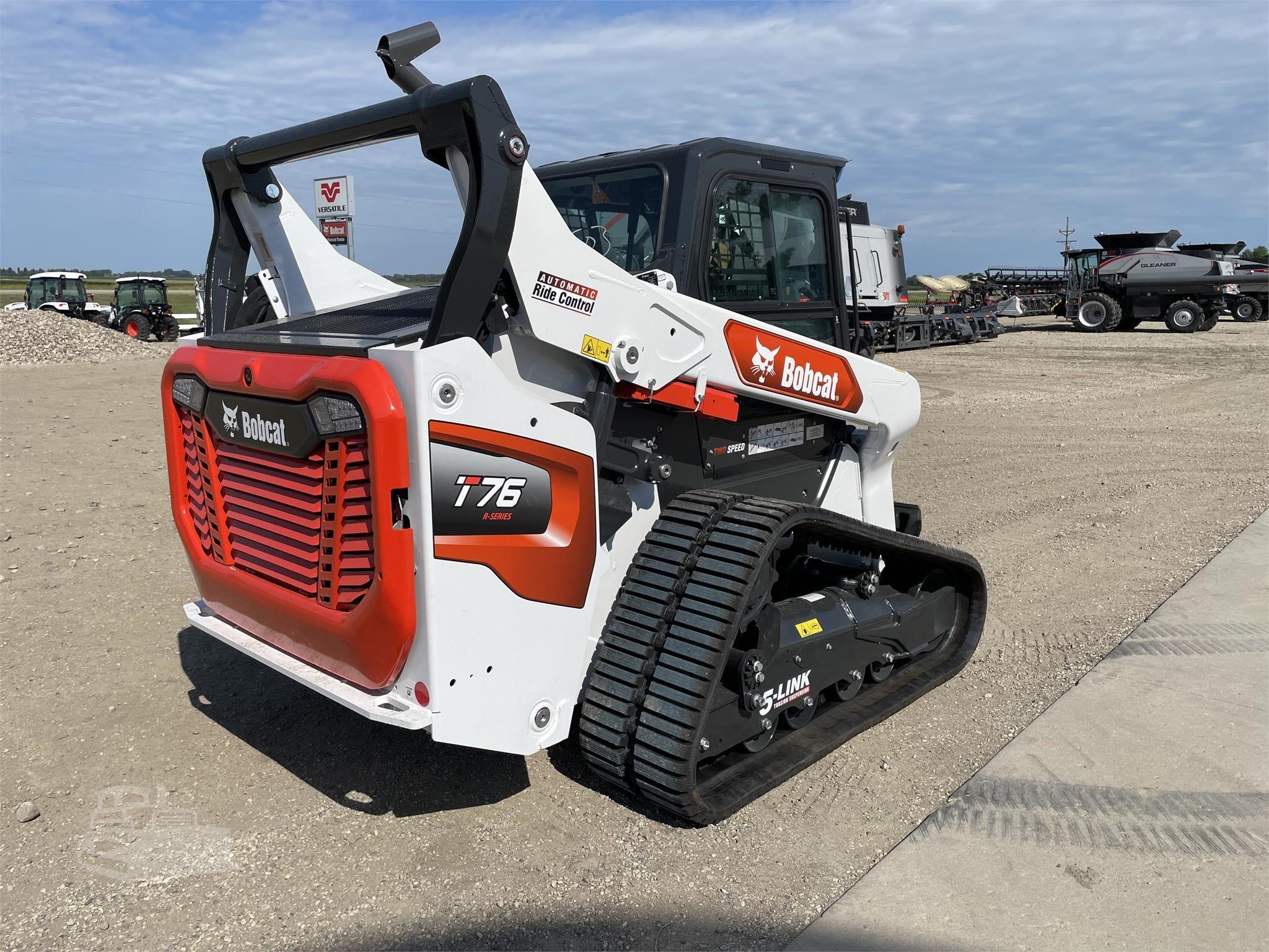 2024 BOBCAT T76 image 3