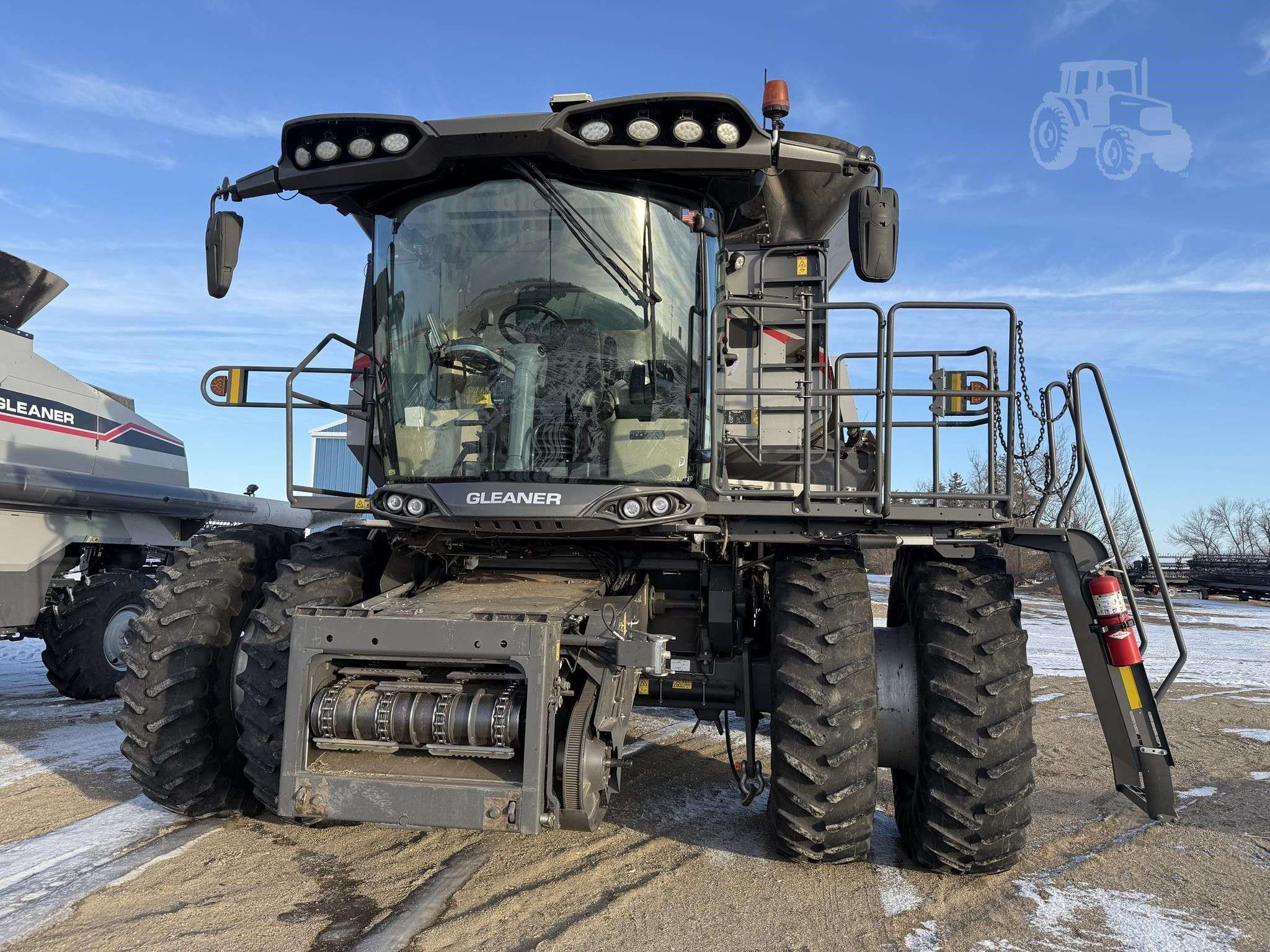 2017 GLEANER S97 image 3
