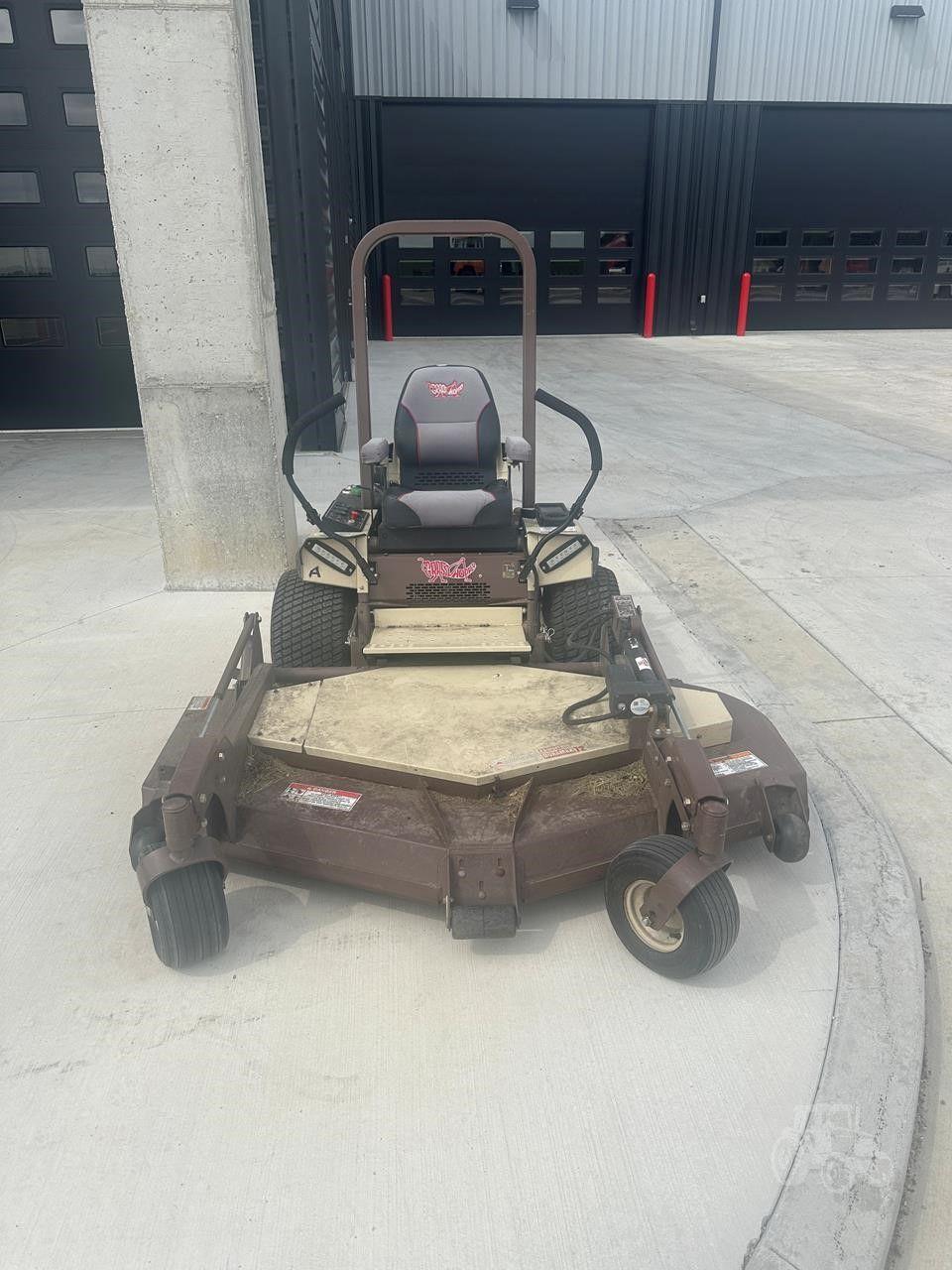 2024 GRASSHOPPER 725D image 8