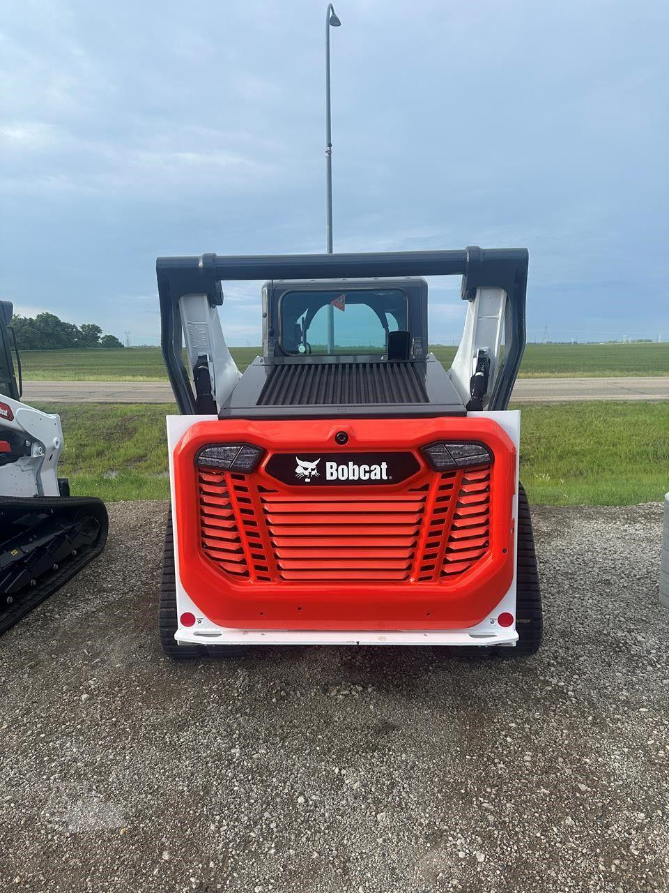 2025 BOBCAT T76 image 3