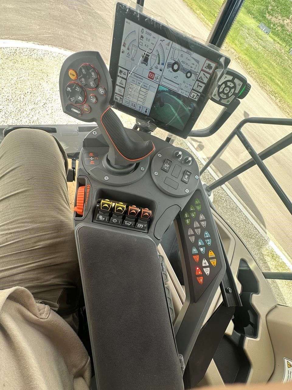 2026 GLEANER T81 image 14