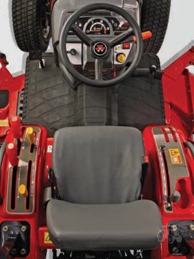 2026 MASSEY FERGUSON 1526 image 5