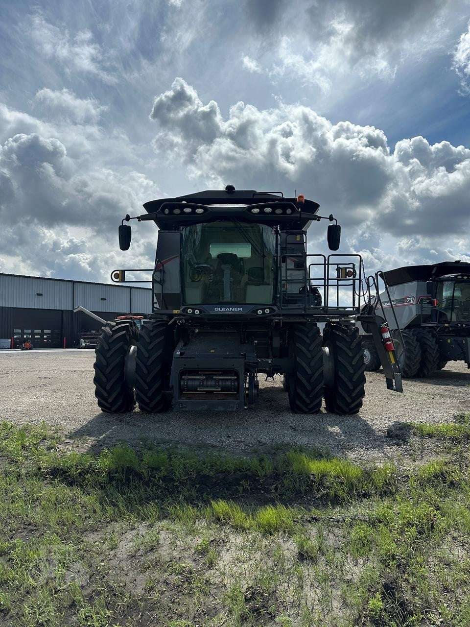 2024 GLEANER S97 image 8