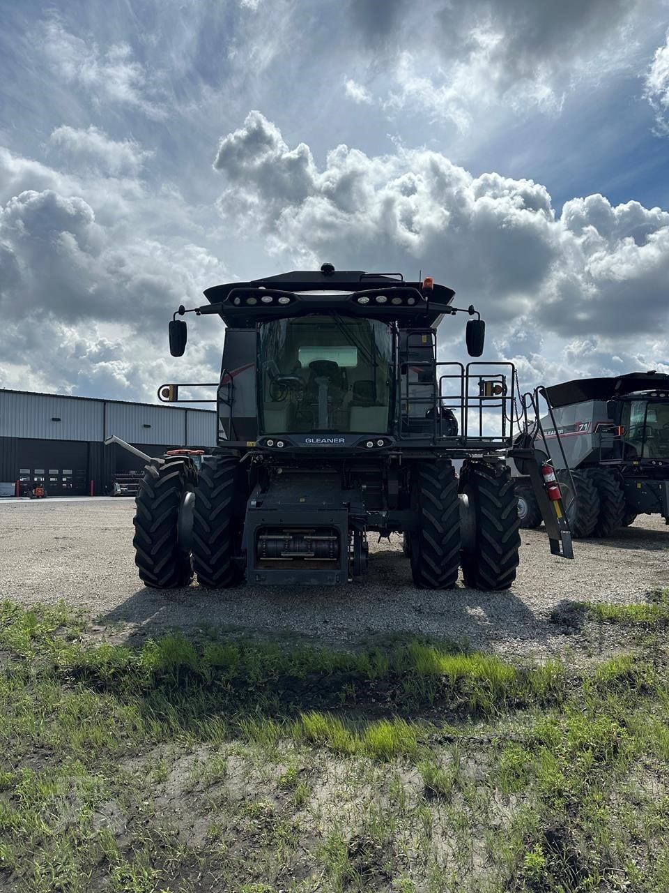 2024 GLEANER S97 image 8
