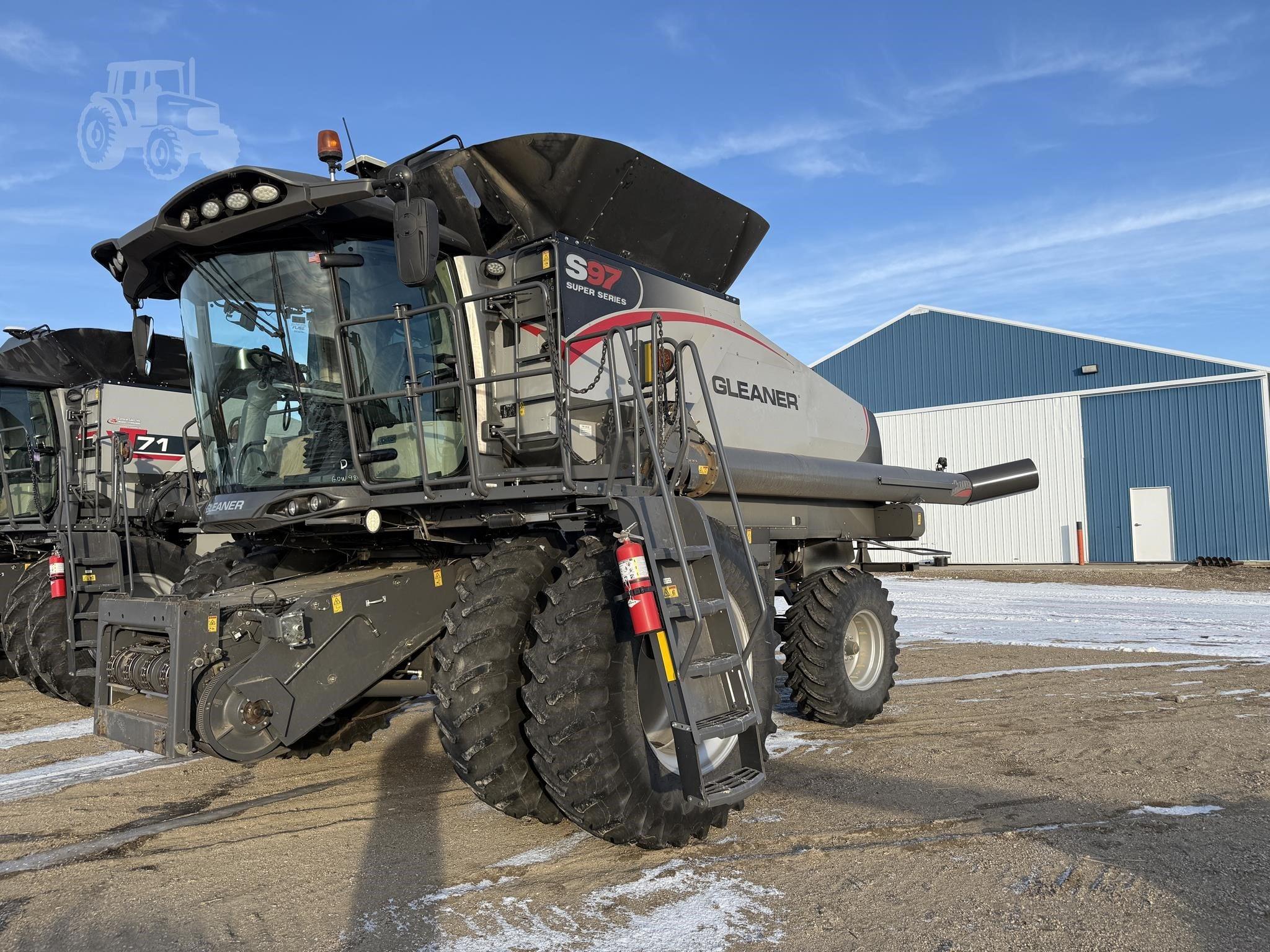 2017 GLEANER S97