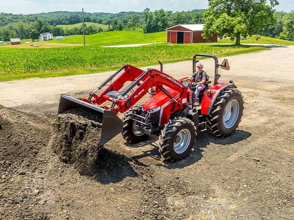 2026 MASSEY FERGUSON 5M.135 image 2