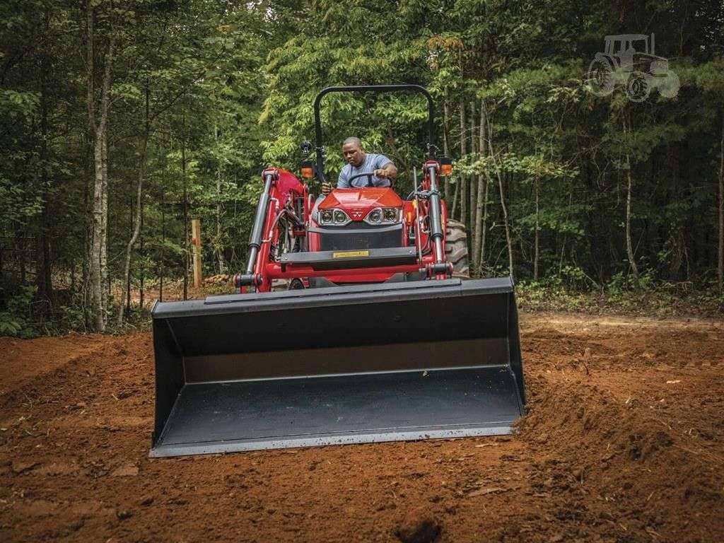 2026 MASSEY FERGUSON 1835M image 2