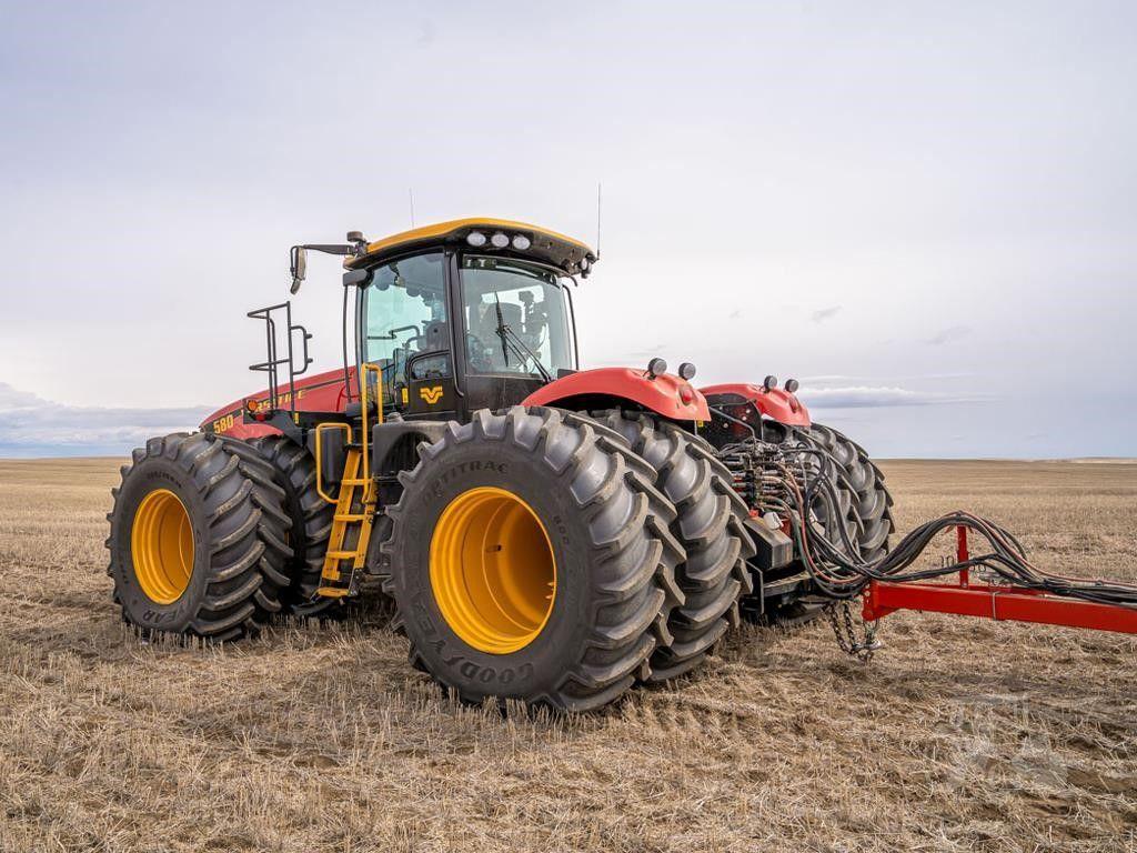 2025 VERSATILE 580 image 8