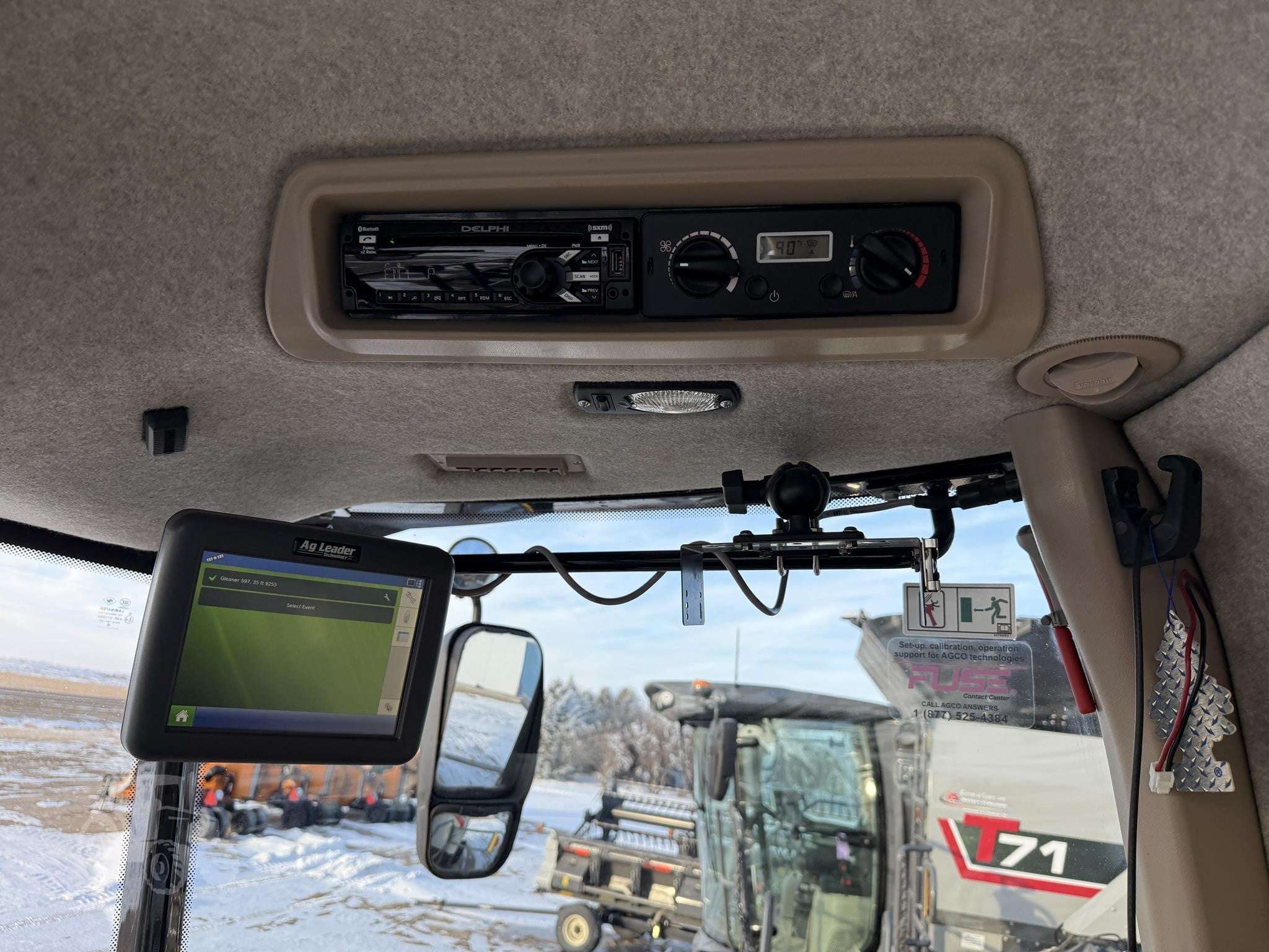 2017 GLEANER S97 image 17