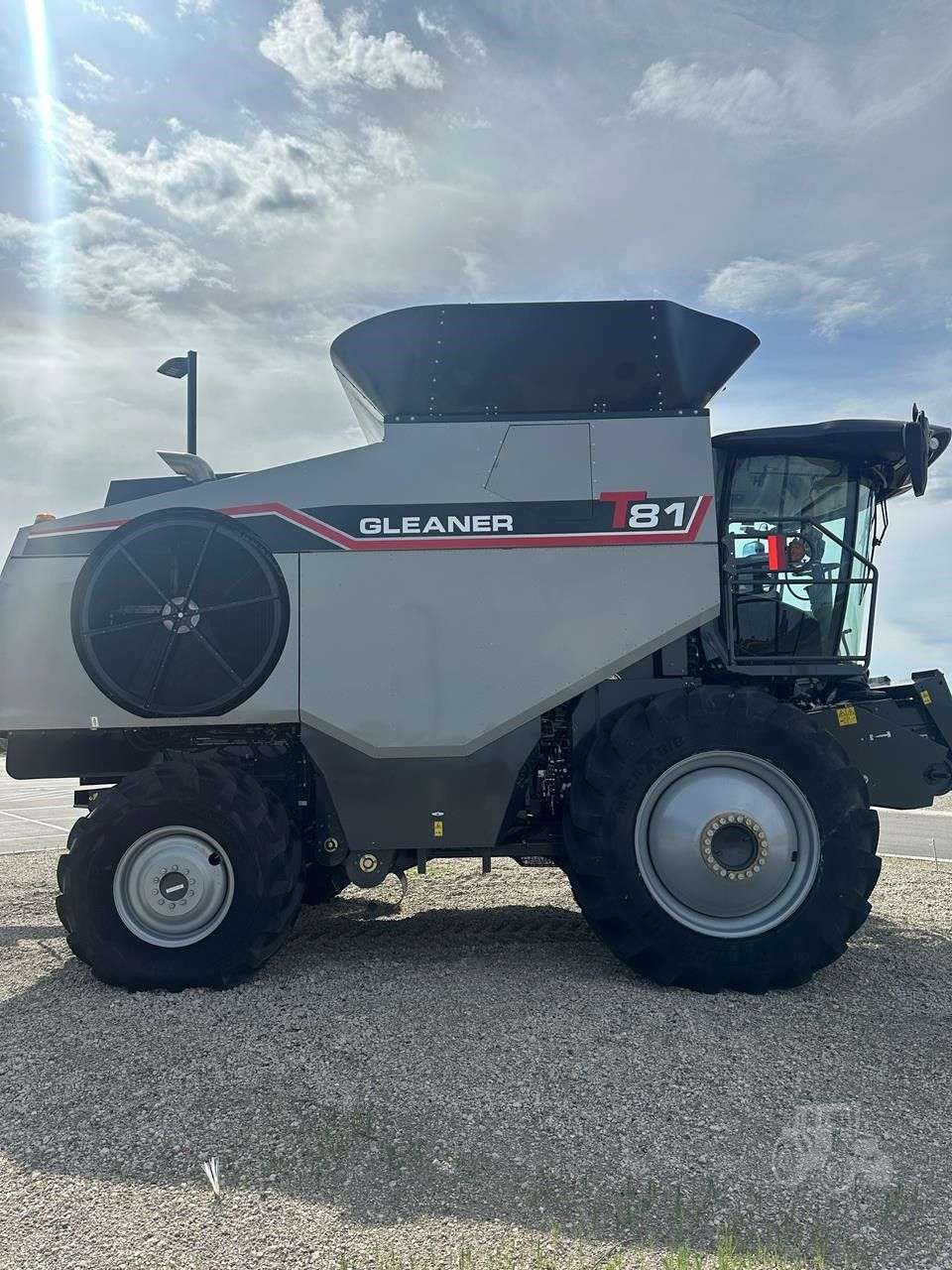 2026 GLEANER T81 image 6
